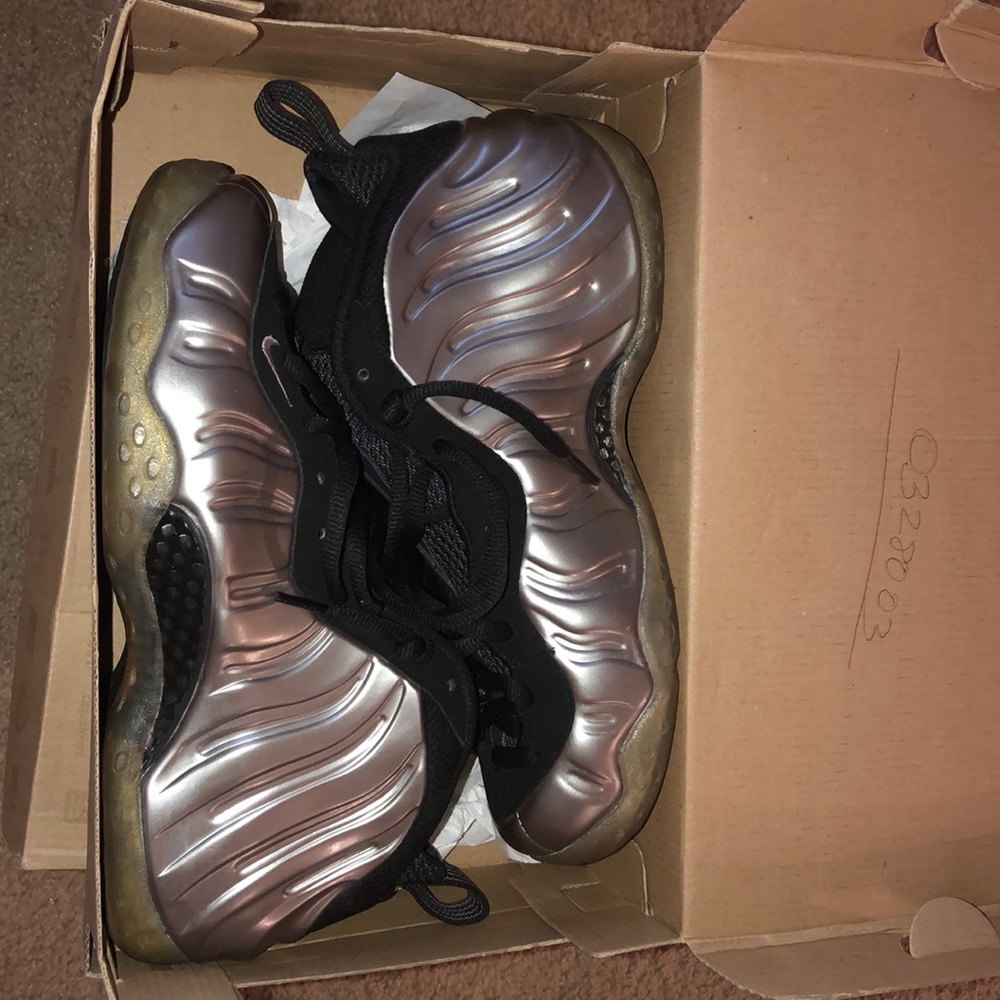 NIKE AIR FOAMPOSITE ONE
